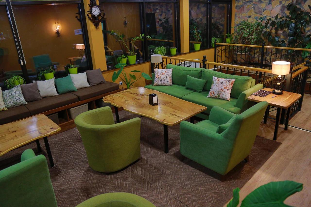 Madanur Hotel カラコル エクステリア 写真